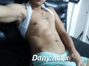 Dany_hot_x