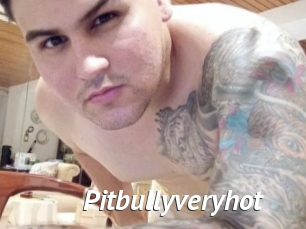 Pitbullyveryhot